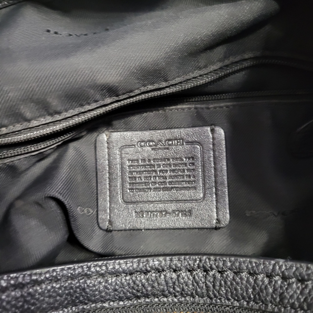 Coach Edie Black Turnlock Shoulder Bag - Picture 12 of 14